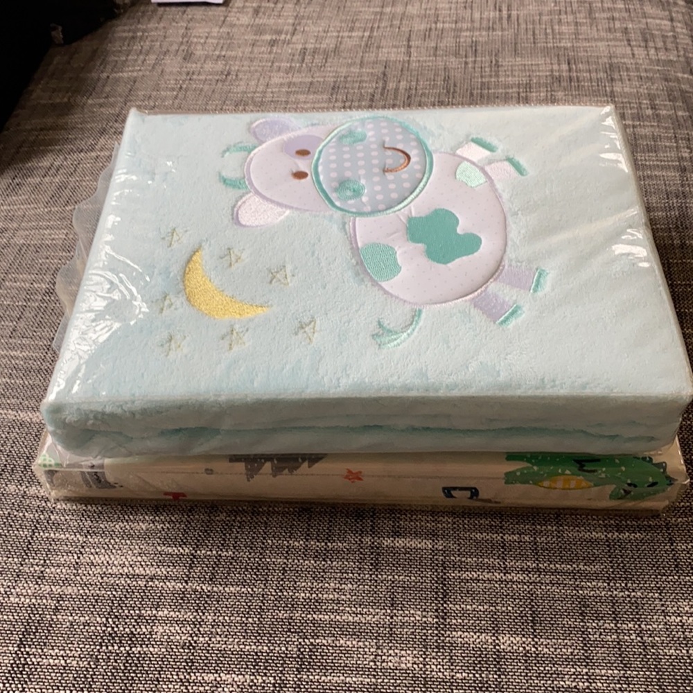 Baby Bundle Cotton Sheet set + fleece blanket - Picture 6 of 6